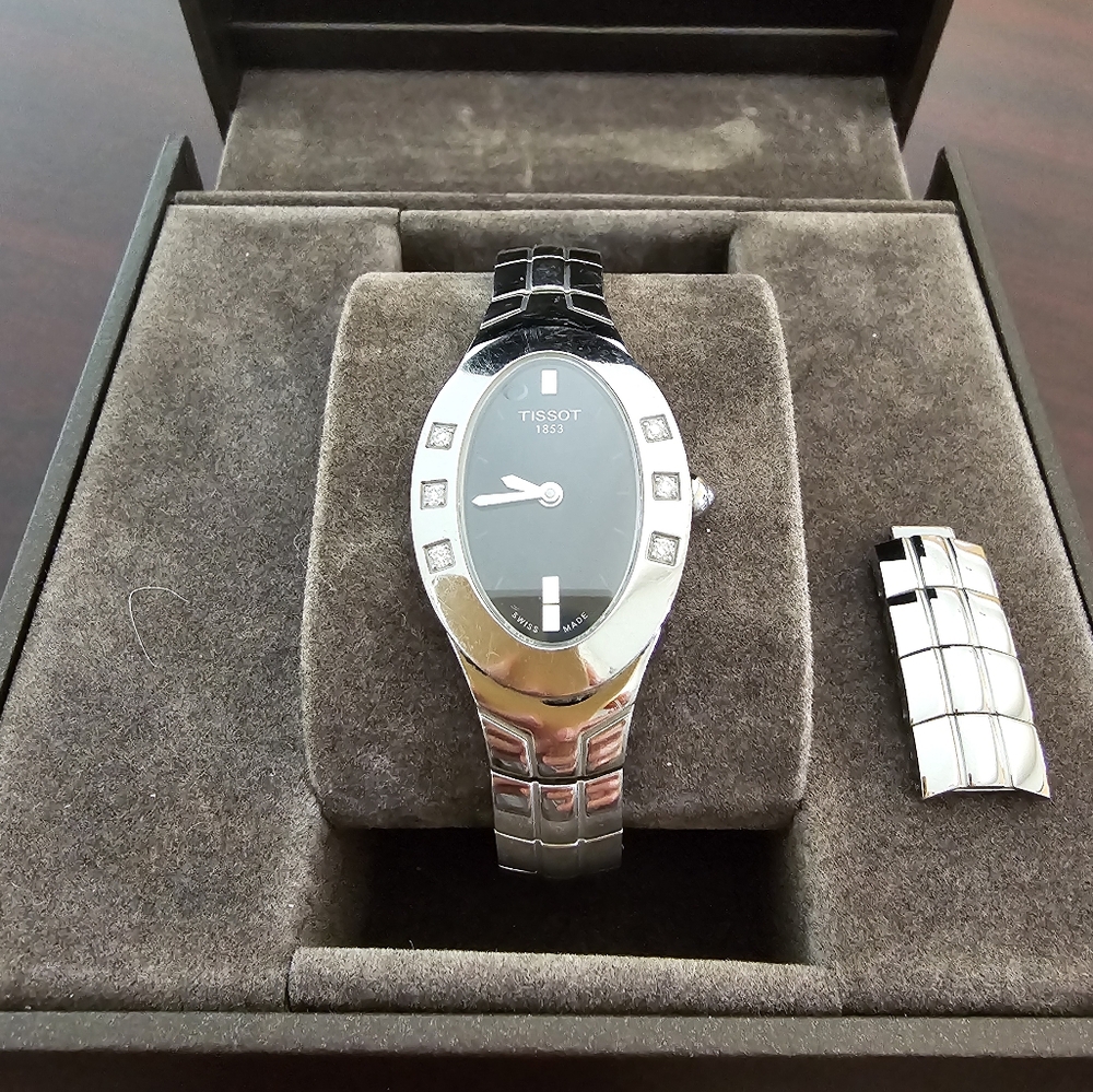Women Tissot watch ⌚️